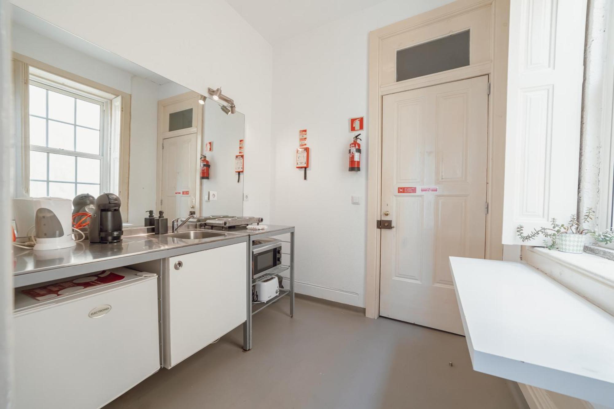 Oporto Guest Moinho De Vento Studios Екстериор снимка